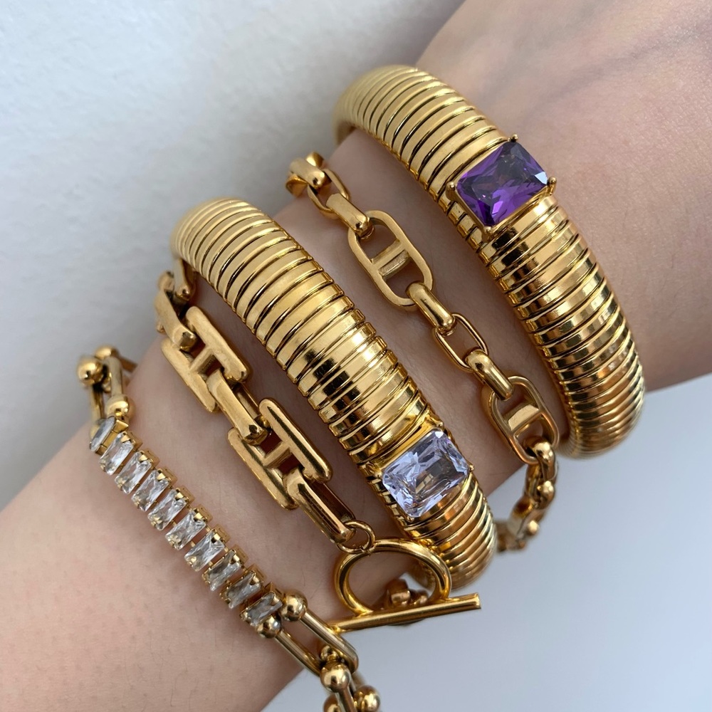 18k Gold Plated Bracelet/Bangle - Purple💜 - Picture 2 of 3